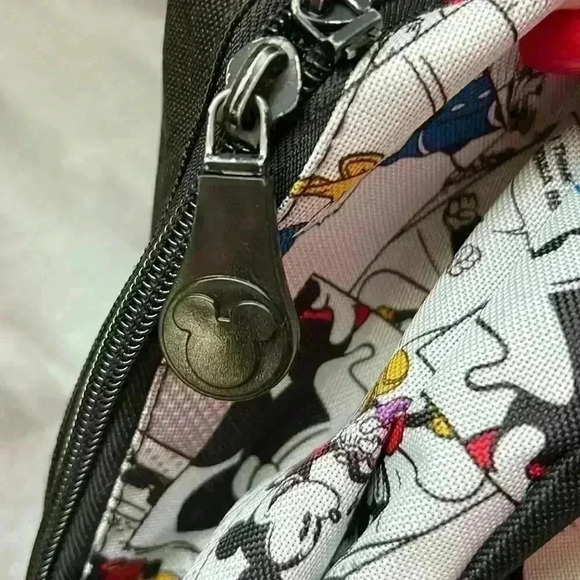 Mickey  and Minnie cartoon backpack - Picture 8 of 10